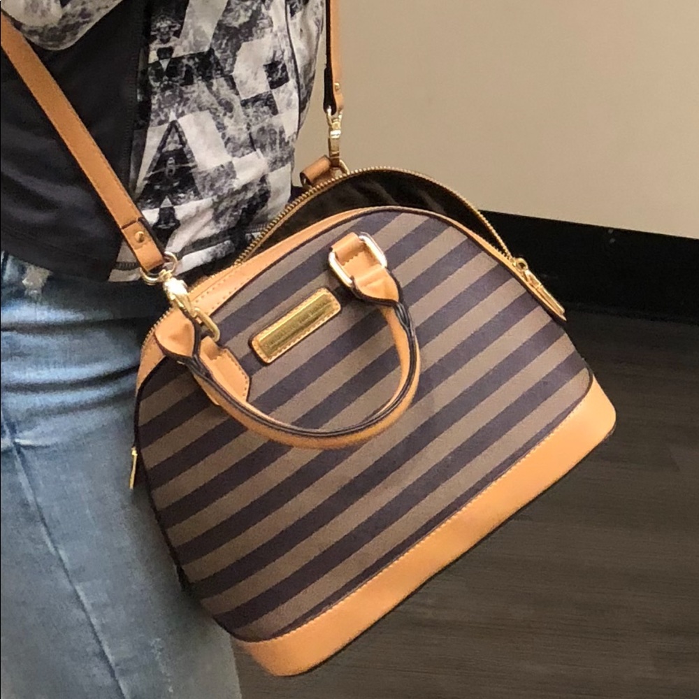 ADRIENNE VITTADINI handbag , Tote